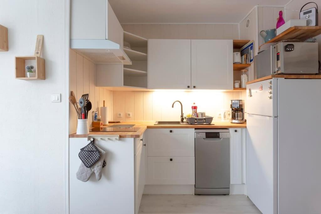 Chez Laurence - Elegant Appartement Climatise Avec Wifi Et Parking La Grande Motte Exteriér fotografie